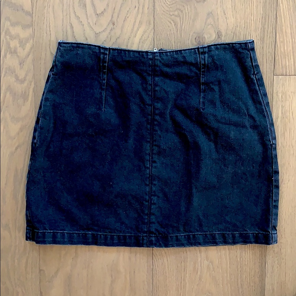 Topshop/ MOTO black jean skirt